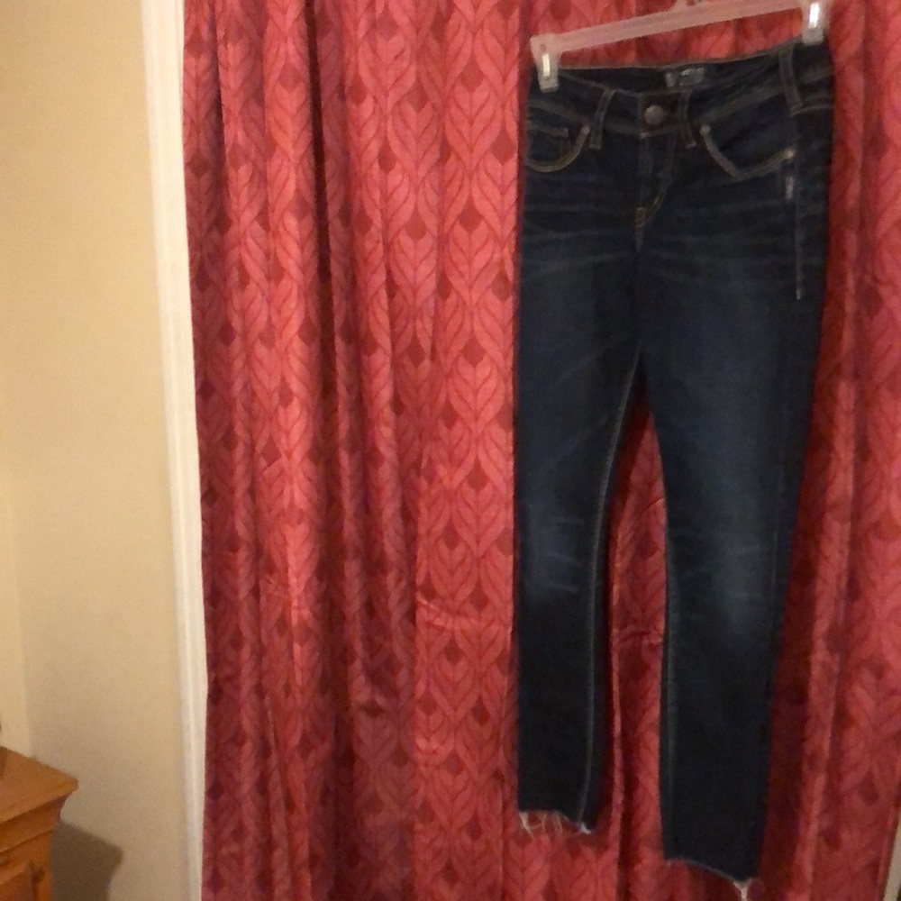 Silver Jeans - Picture 2 of 6
